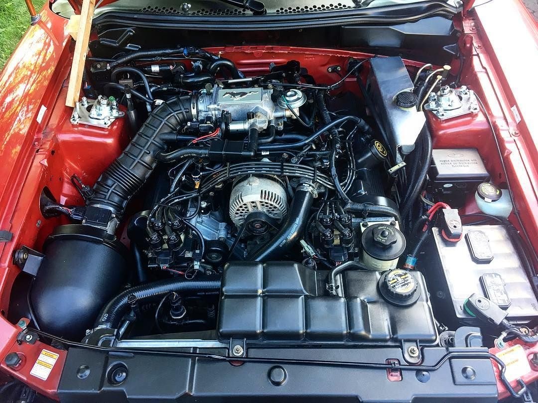 Motor Mustang limpio tras lavado de motor