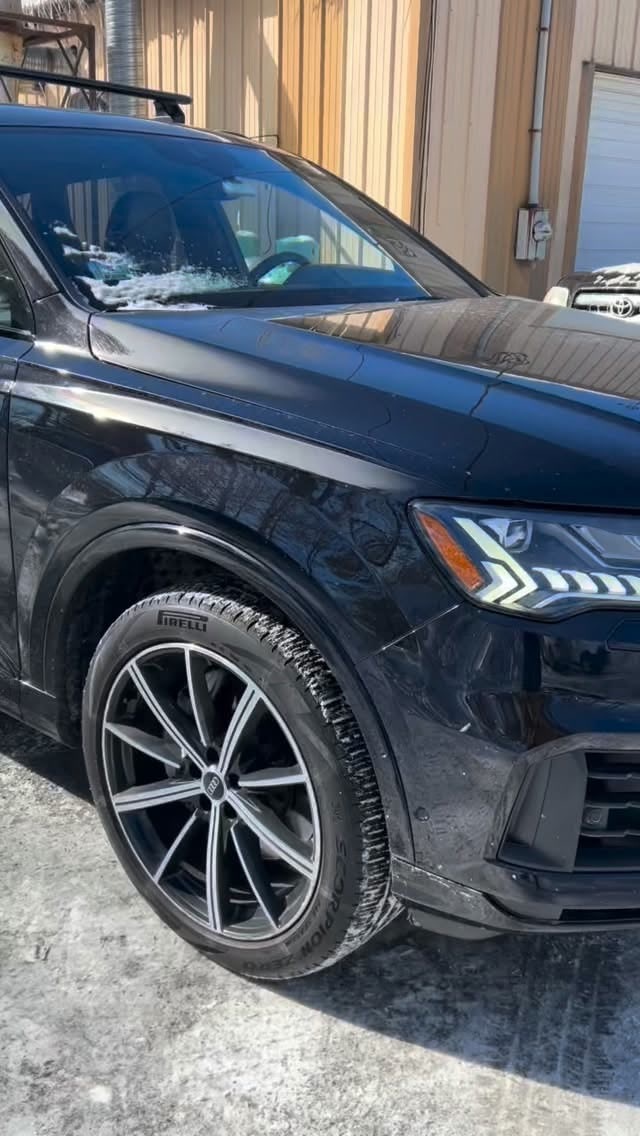 Detallado de autos en La Magdalena Contreras: Rin de Audi negro detallado